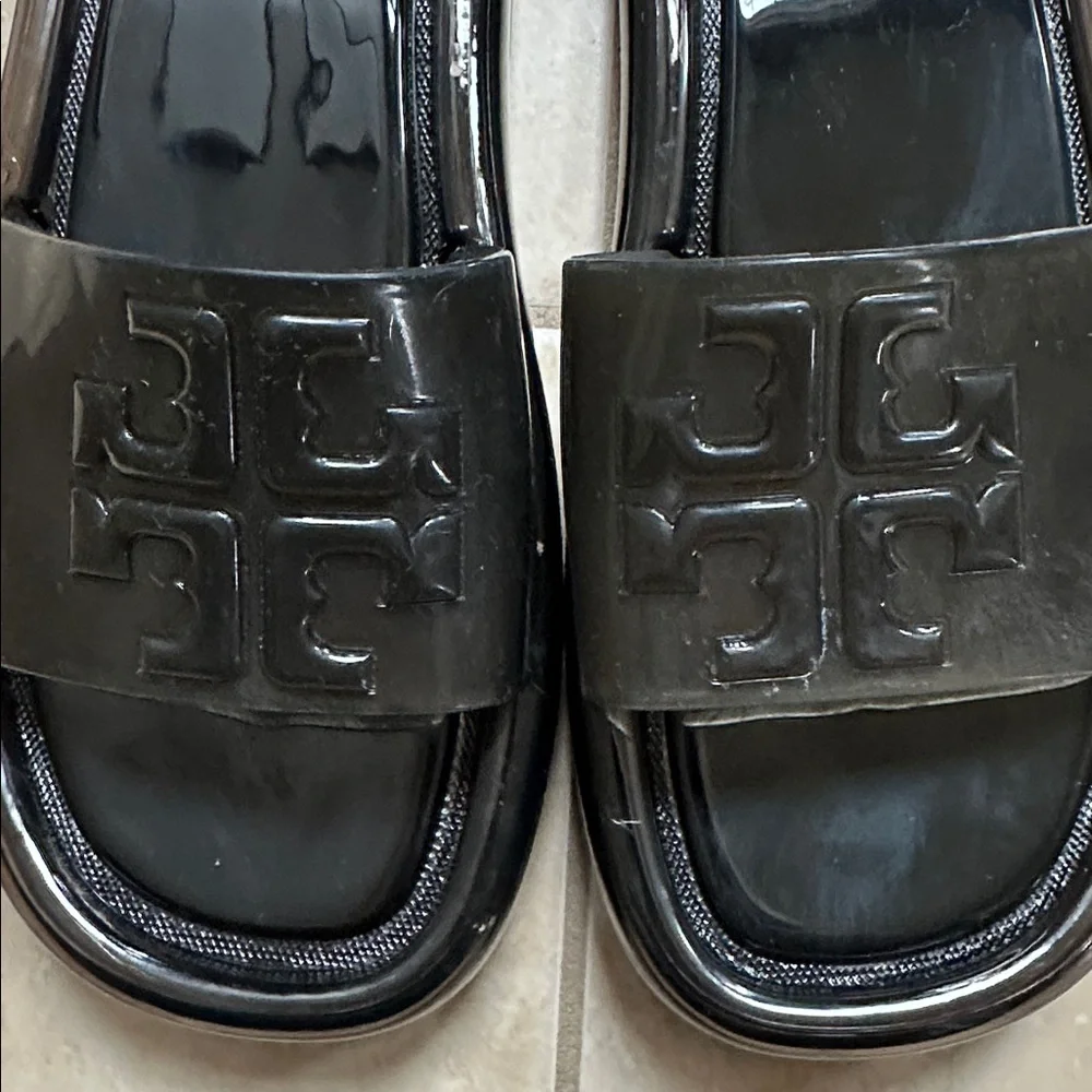 Women’s Black Slide Sandals - Sleek Slip-On Comfort